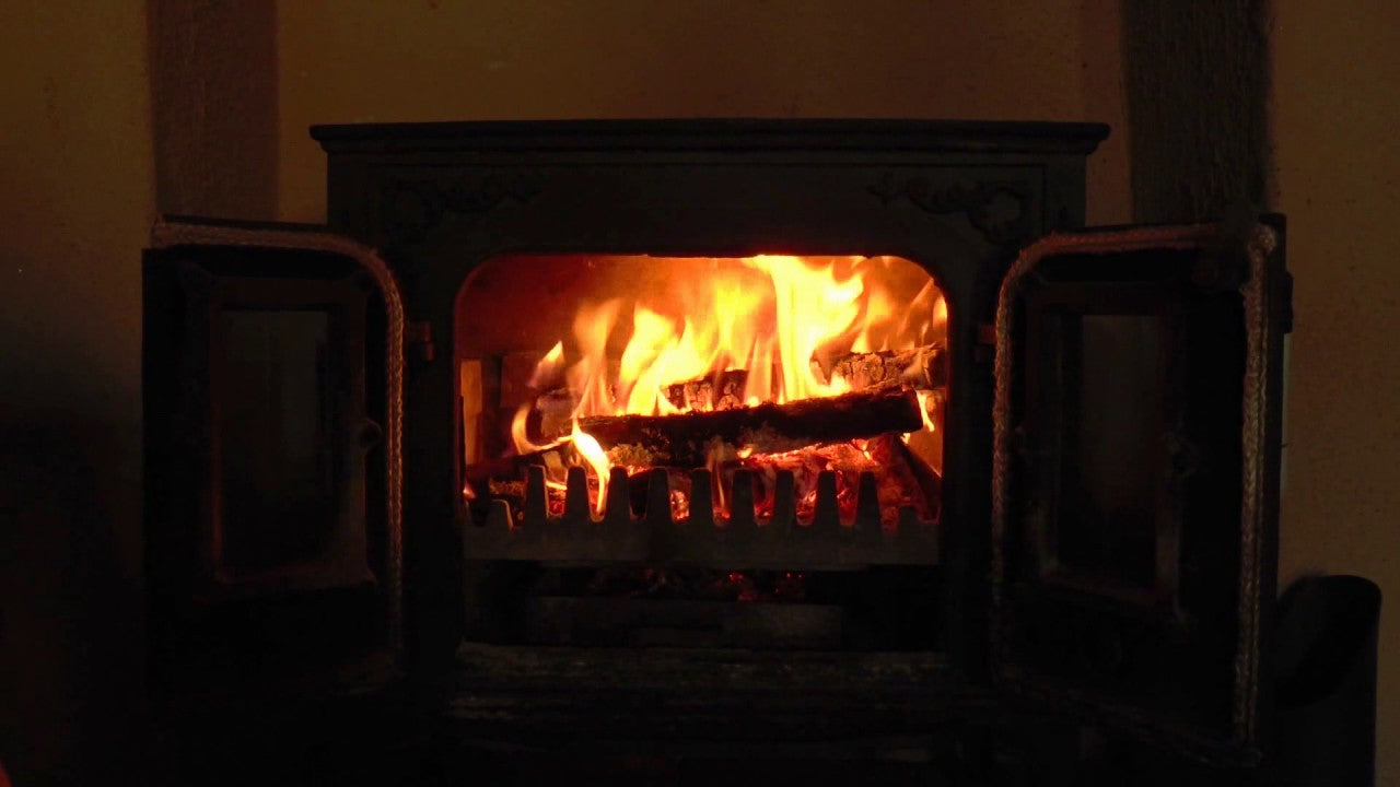 Keeping your wood stove all night burning - Guide